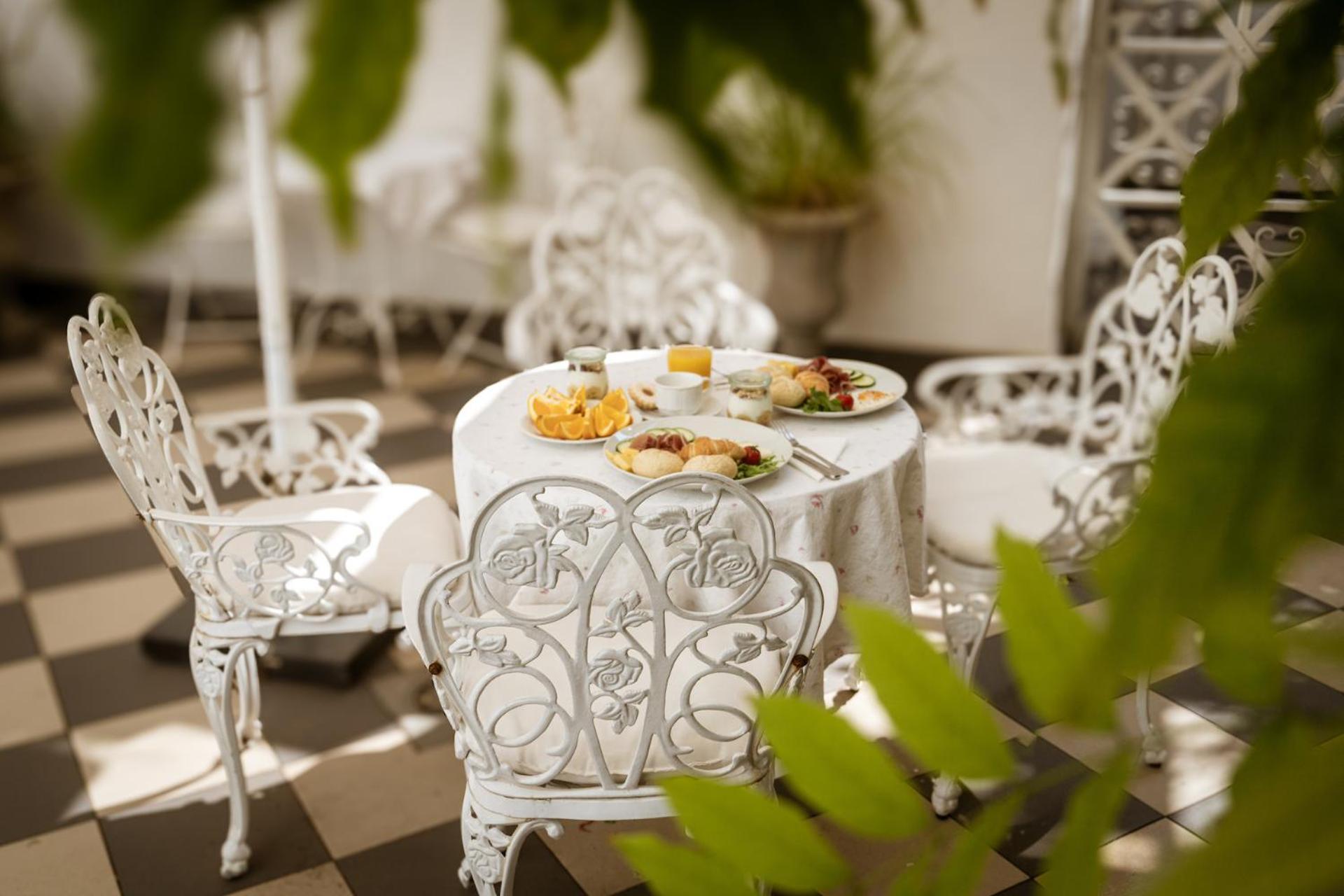 Hotel Allegro 4*