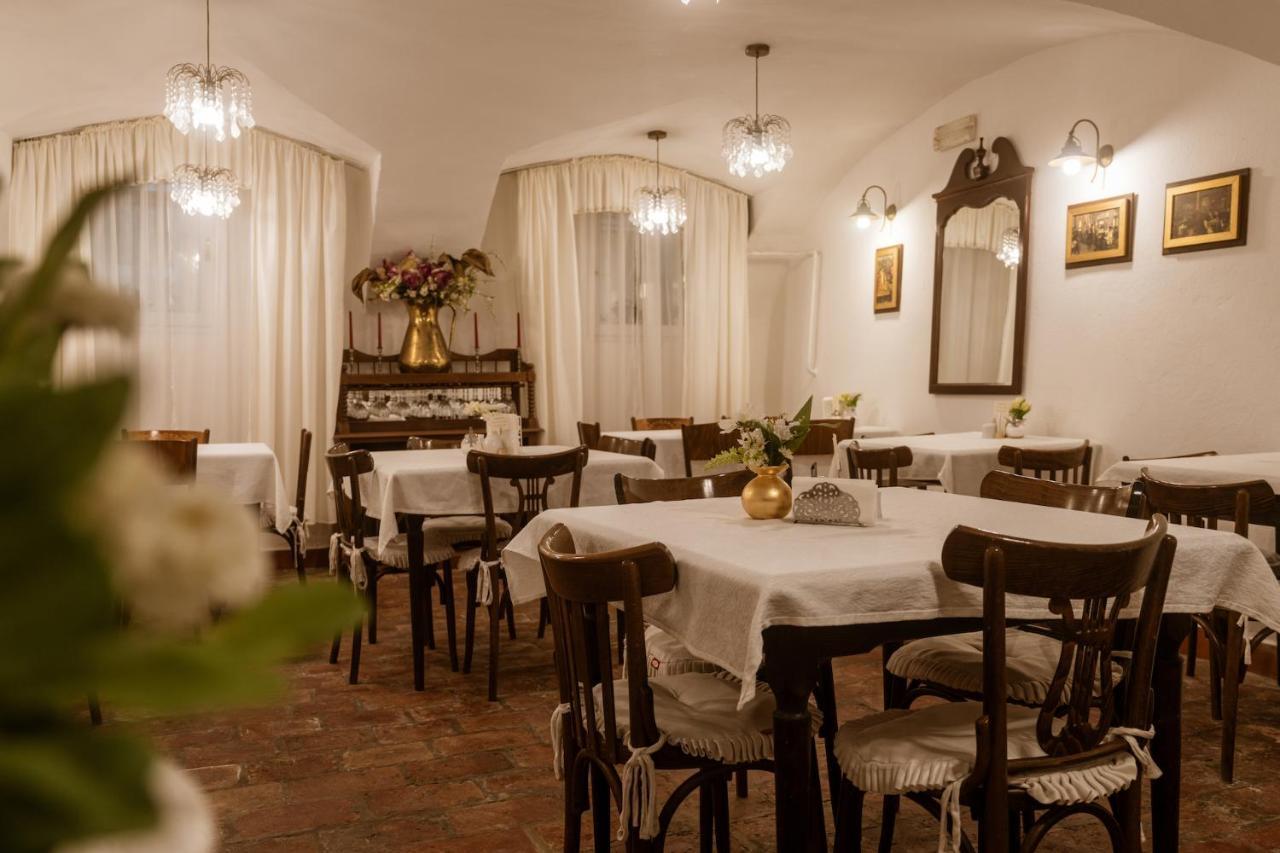 Hotel Allegro 4*