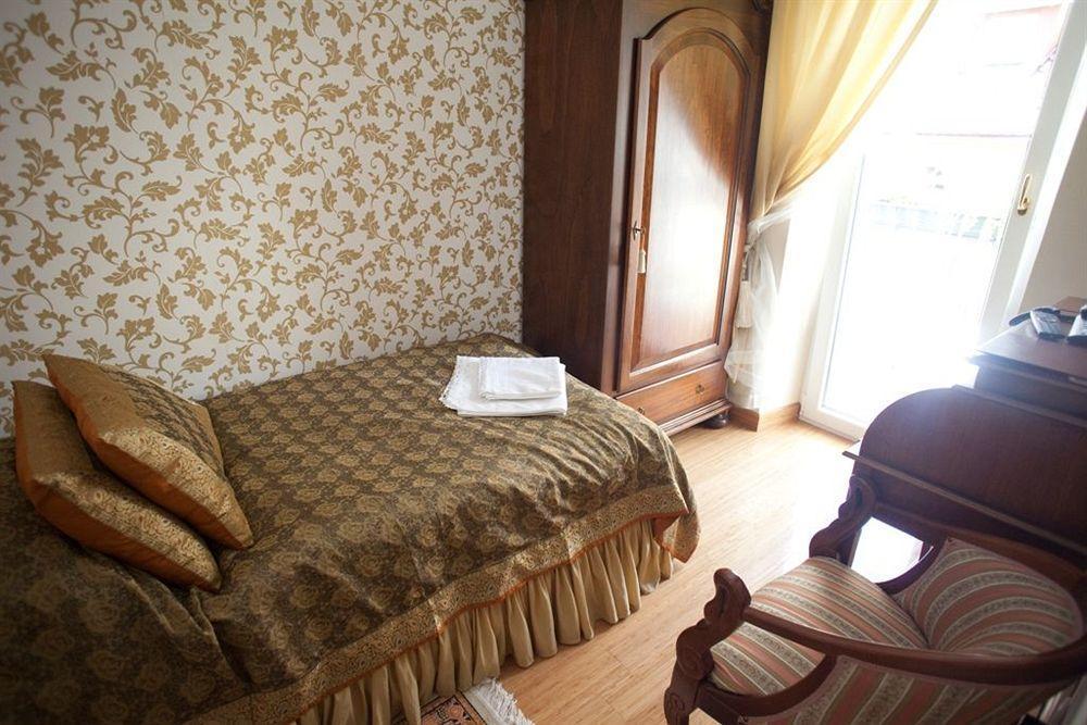 Allegro Hotel 4*