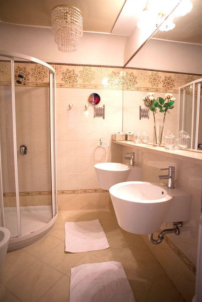 Hotel Allegro